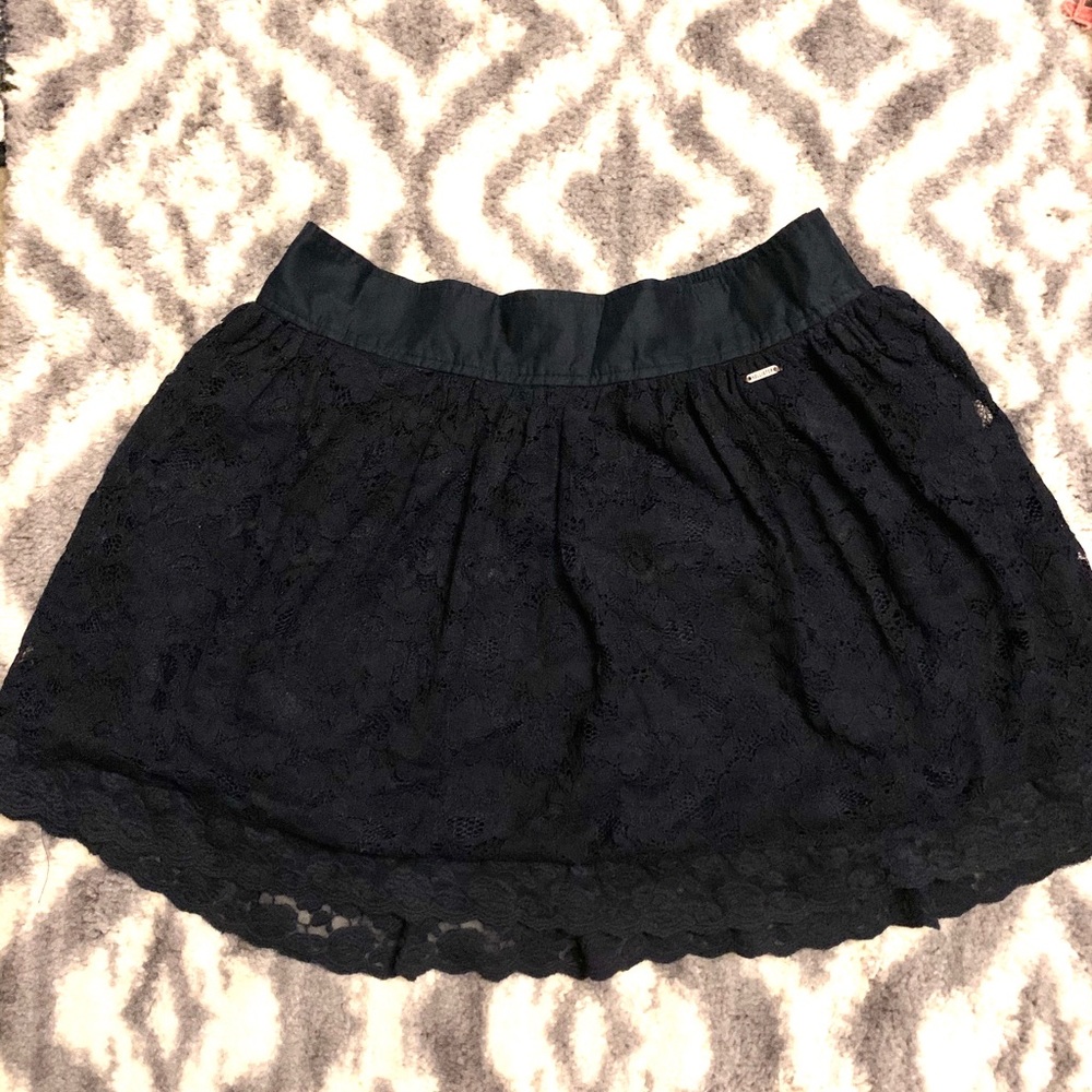 Hollister mini black skirt